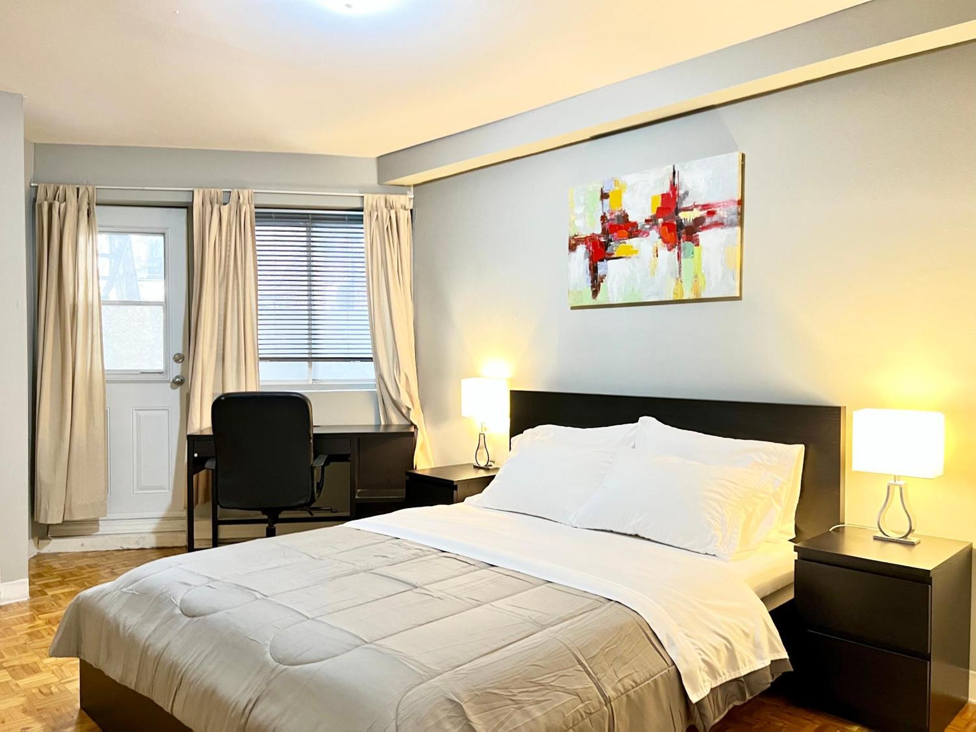 Apartment Hotel St-Denis مونتريال المظهر الخارجي الصورة