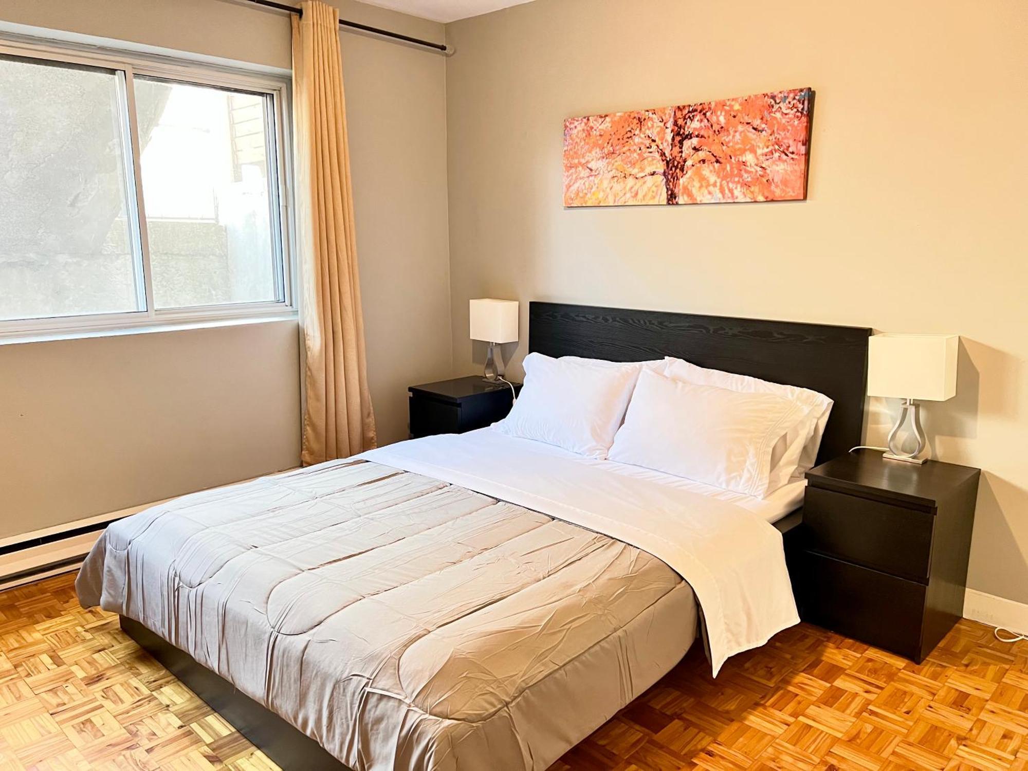 Apartment Hotel St-Denis مونتريال المظهر الخارجي الصورة