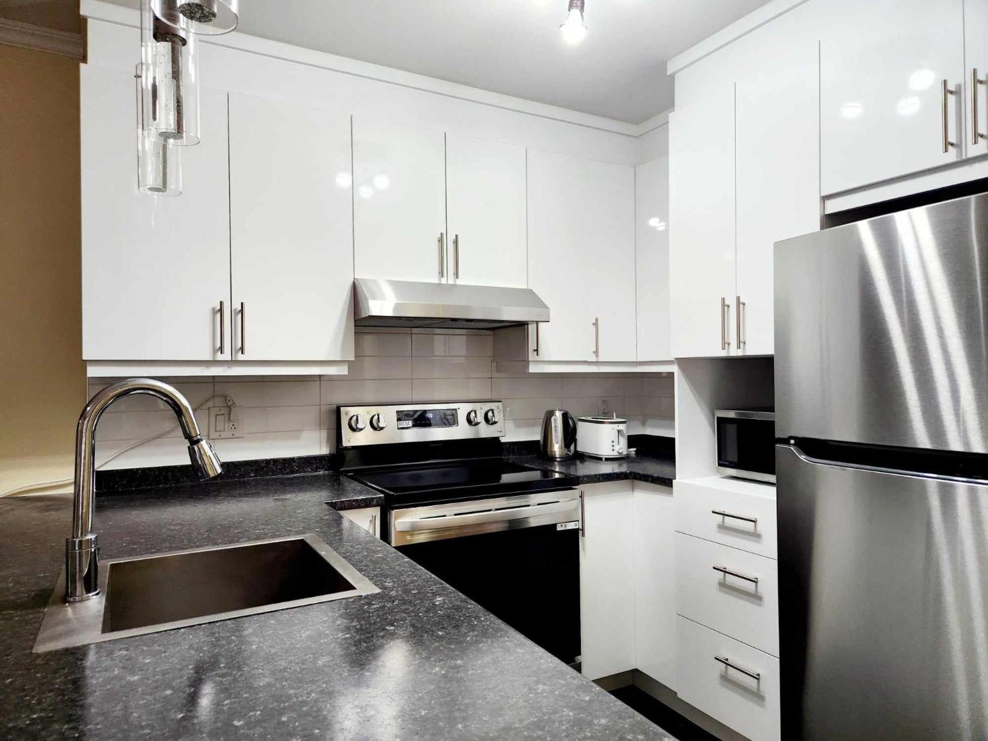 Apartment Hotel St-Denis مونتريال المظهر الخارجي الصورة